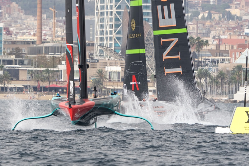 America's Cup: Tense, tight racing as New Zealand take 4th win