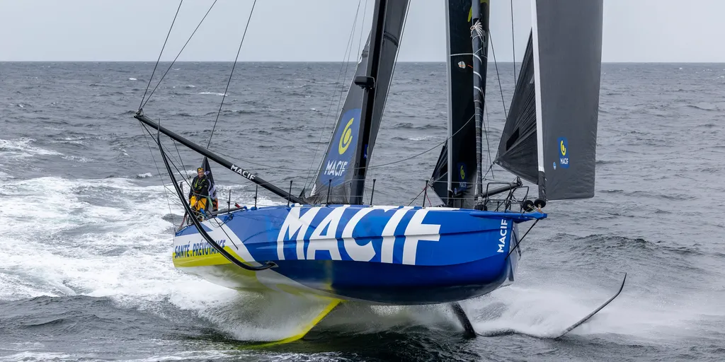 Intense battle for Vendee Globe lead Saturday morning