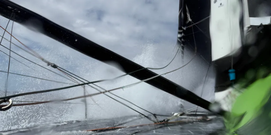 Vendee Globe leaders face the next obstacle