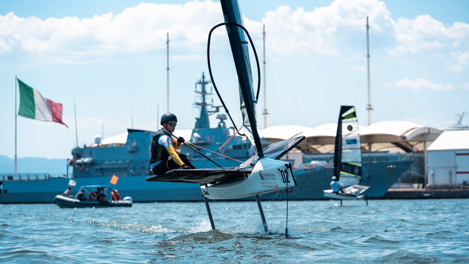 Aeronautica Militare wins the Cagliari stage of the Nastro Rosa Tour