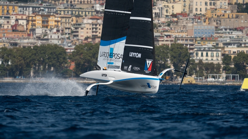 Roche-Posay Racing takes third in Naples despite two capsizes