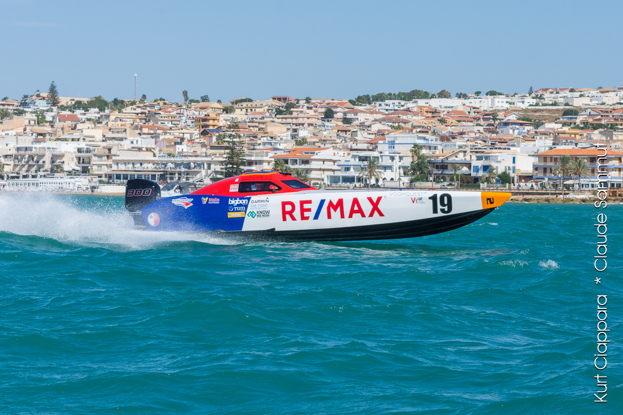 VOOMQUEST Enemed UIM V2 World Powerboat Championship