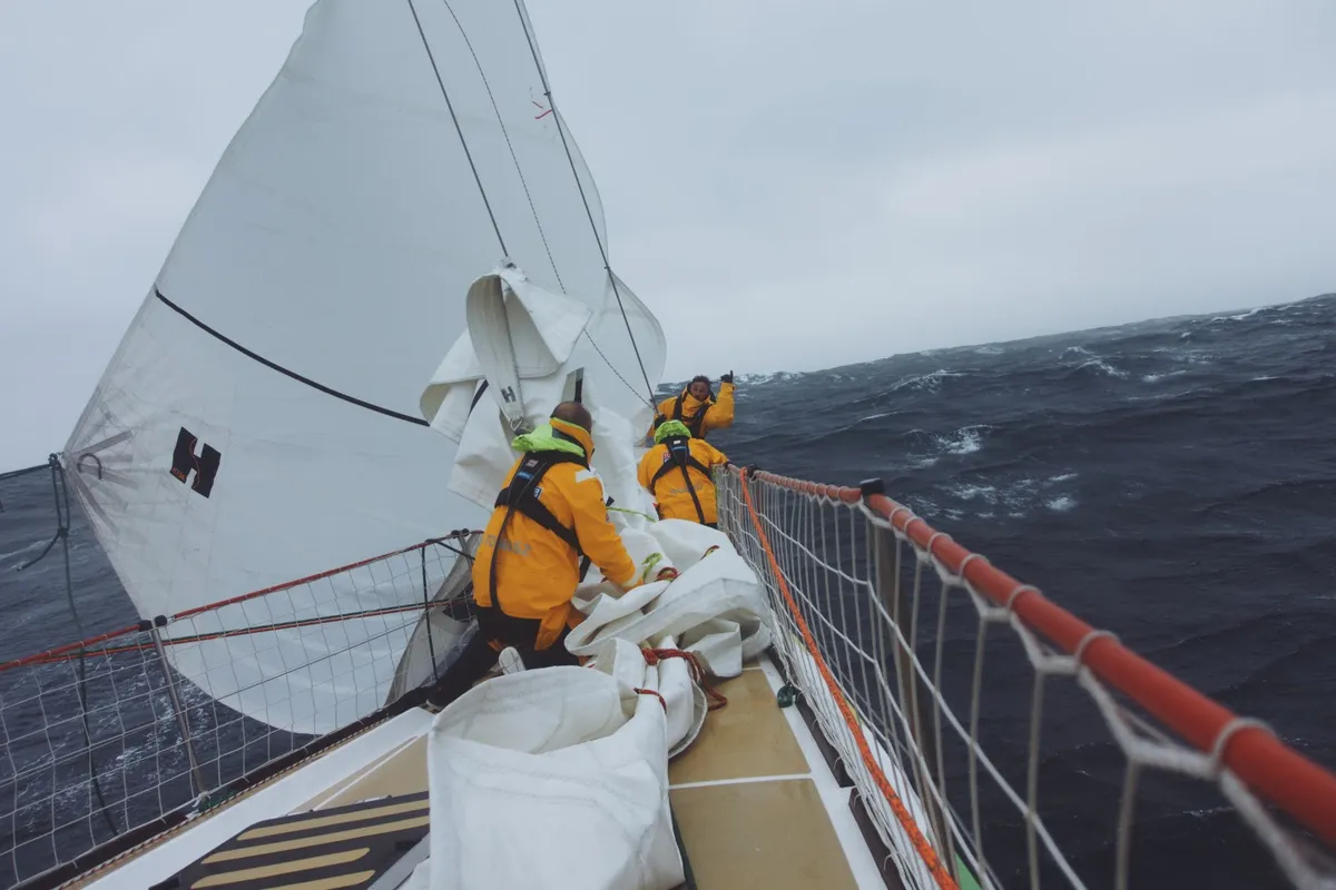 Clipper Round The World: 1000 nautical miles to Fremantle