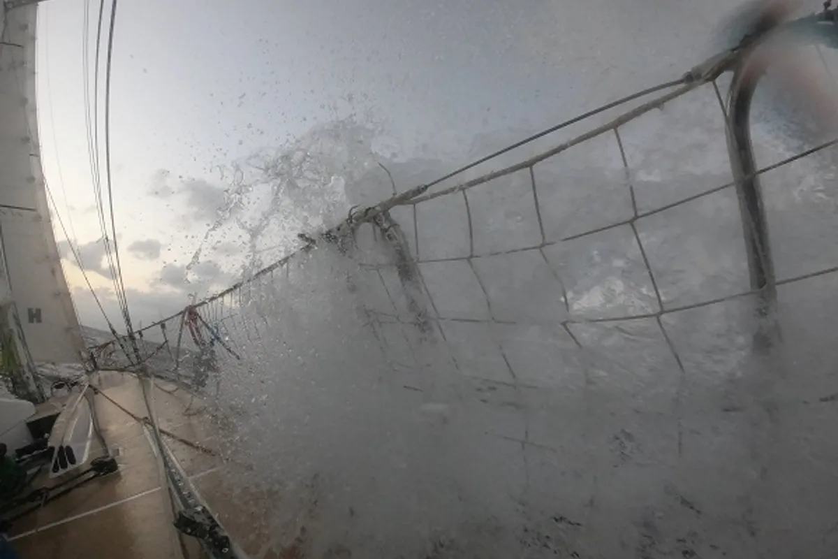 Fickle weather conditions for final 200n miles to Clipper Race 6 finish