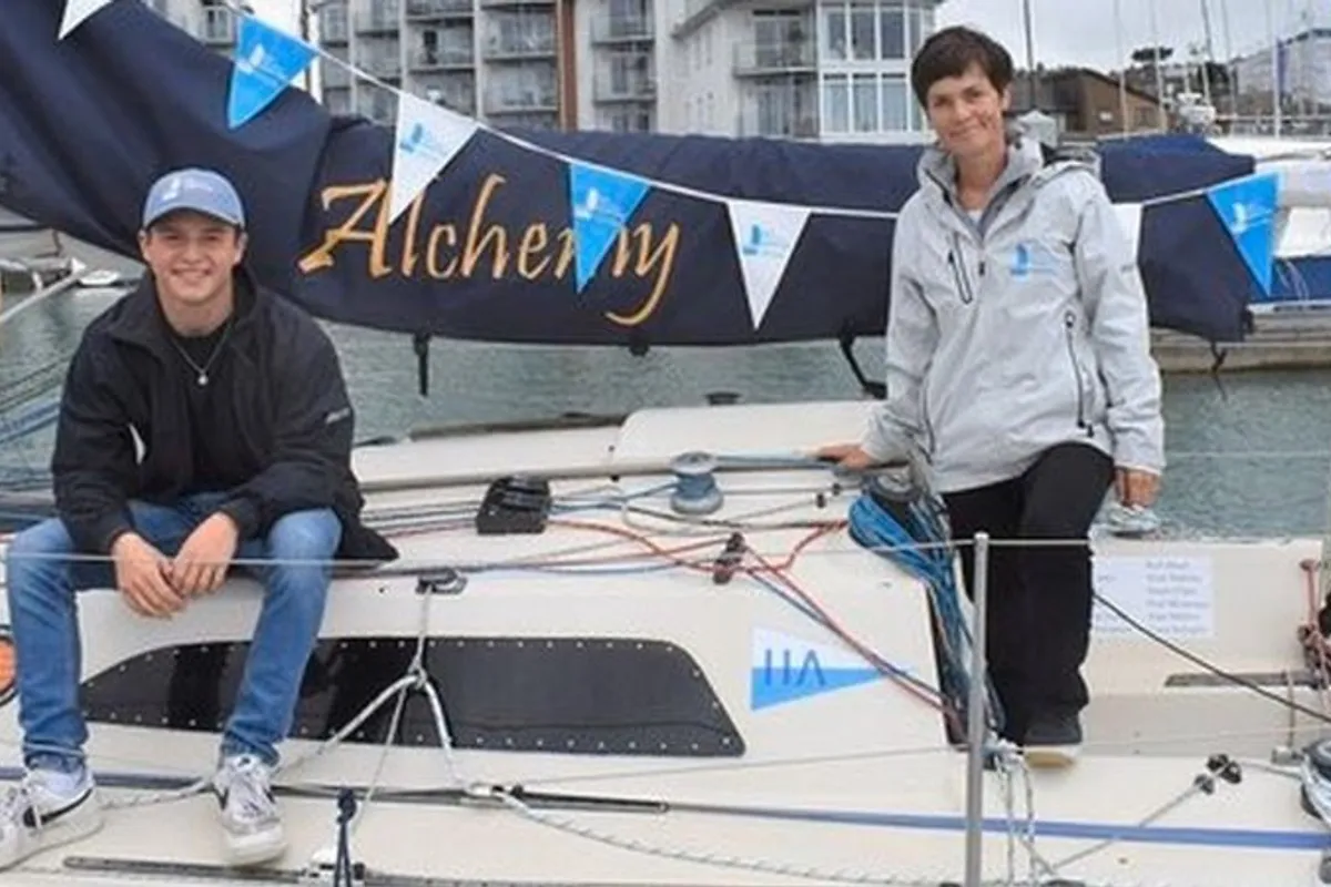 15 y-old Timothy Long sails around Britain solo raising money for cancer charity