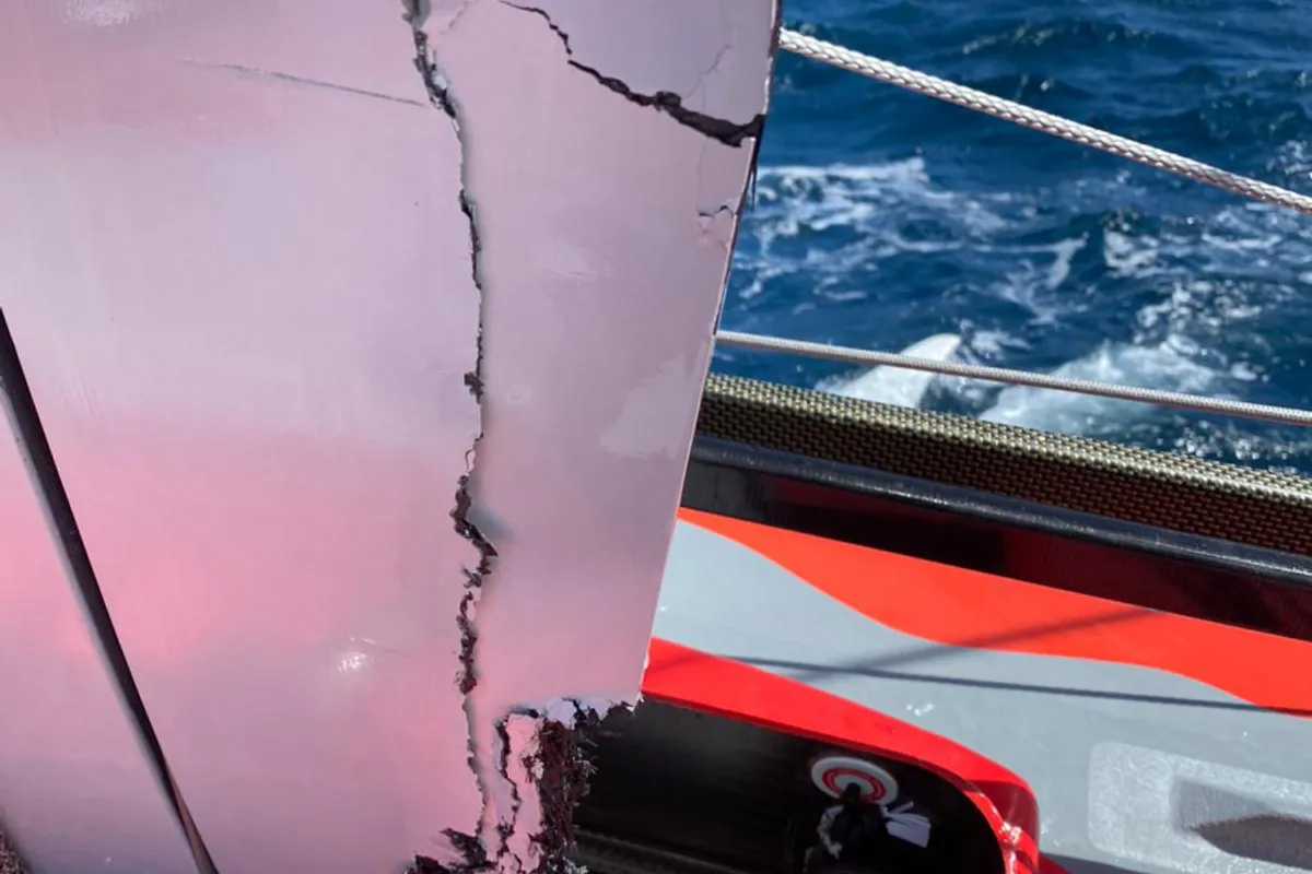 Vendee Globe competitor ARKEA PAPREC hits OFNI and damages starboard foil and casing