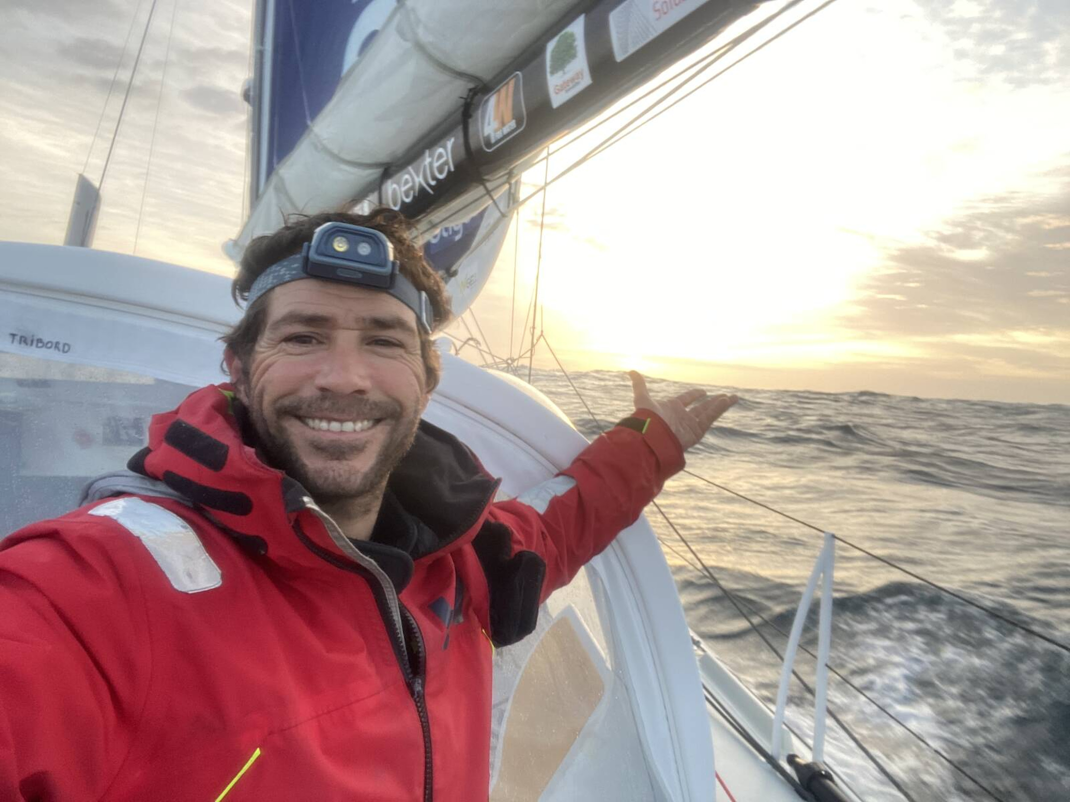 Only 260 miles between Vendee Globe  leader and ninth placed Jean Le Cam
