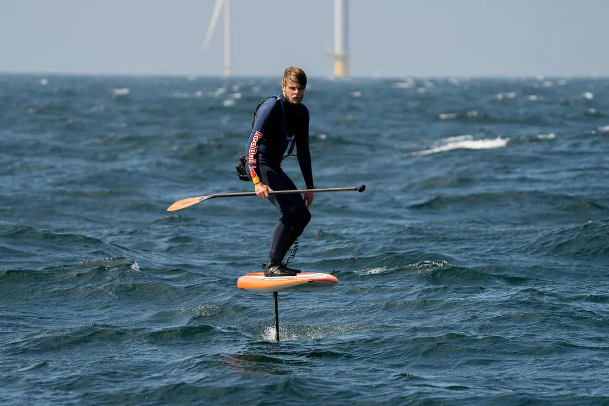 Casper Steinfath fights seasickness & exhaustion in epic Viking Challenge