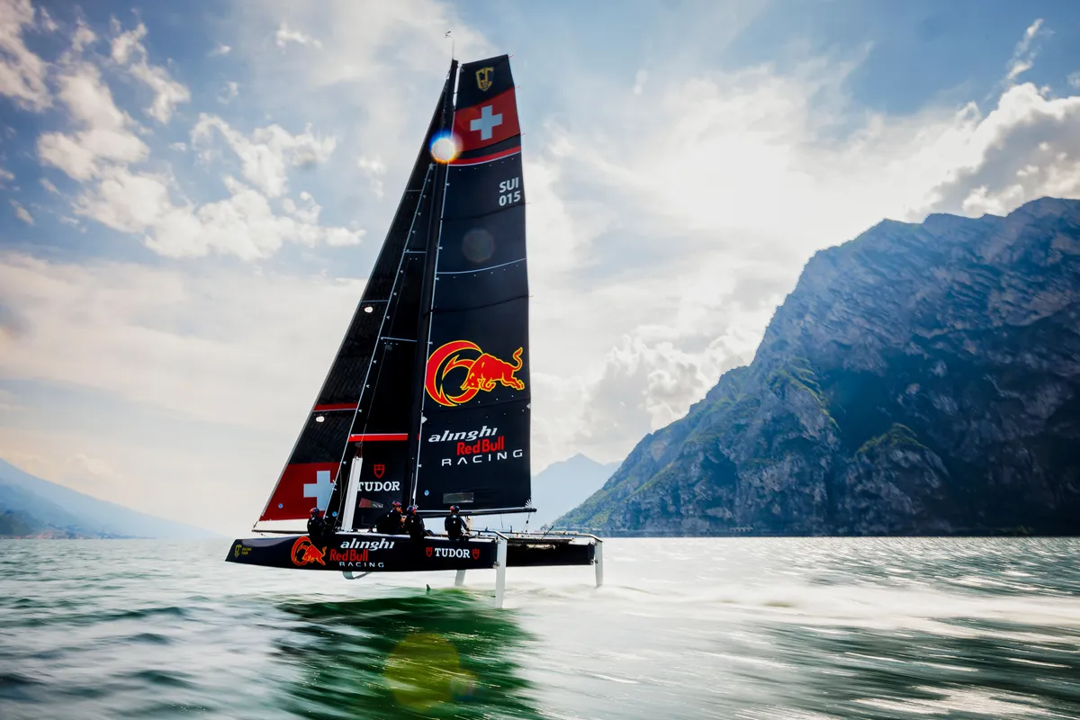 Alinghi Red Bull Racing announce sailing team