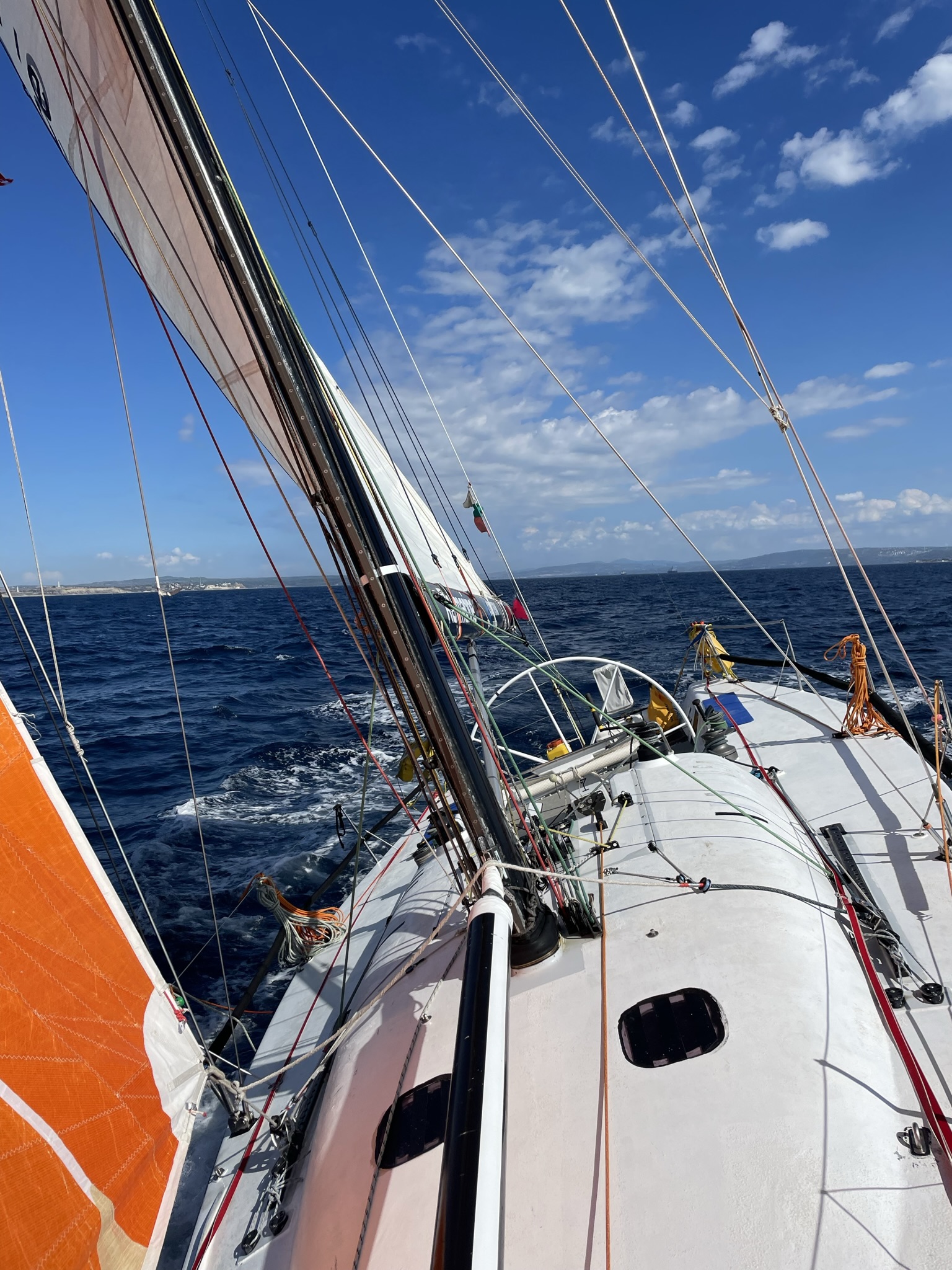 Global Solo Challenge: Pavlin Nadvorni wishes to inspire young Bulgarian sailors