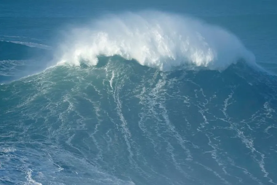 Global Solo Challenge: What are rogue waves and how frequent are they?