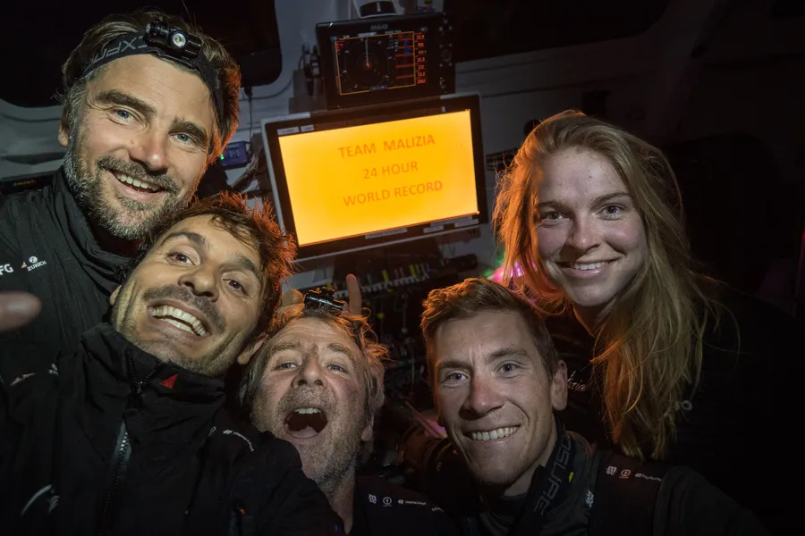 Leading trio set a blistering pace into the final 48 hours of Ocean Race leg 5