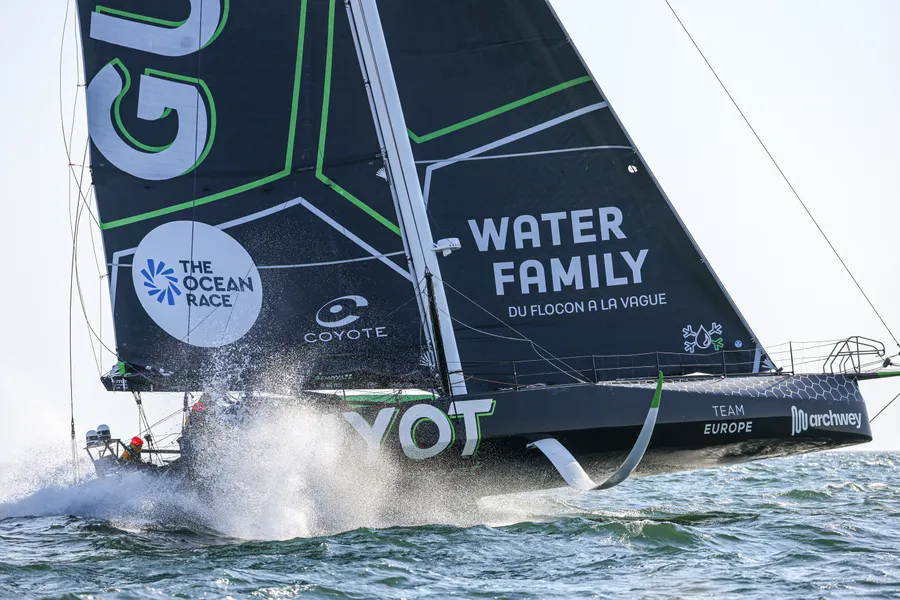 GUYOT environnement-Team Europe lead Ocean Race in fast and furious foiling conditions