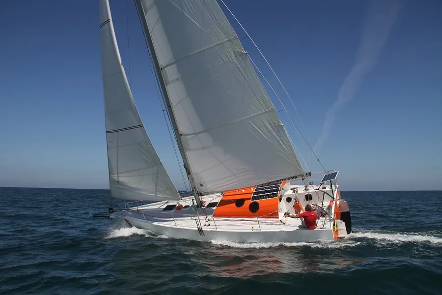 SolarWind prepared for Édouard De Keyser's GSC solo sailing adventure