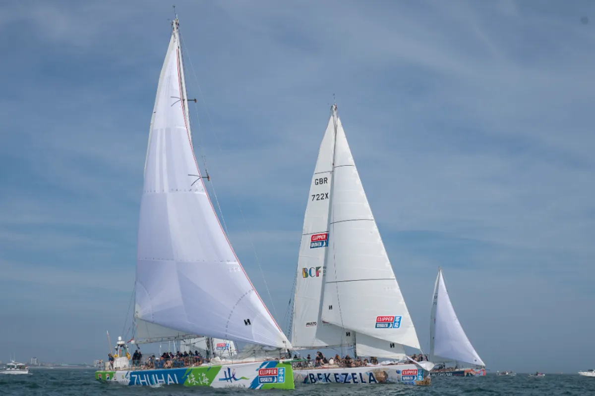 Eleven strong Clipper Race fleet sets off on world circumnavigation