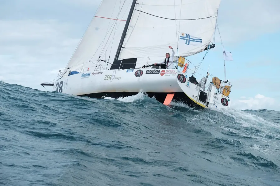 Three more skippers take to the sea for the Global Solo Challenge