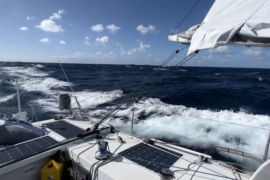 Celebrations & drama on the high seas at the Global Solo Challenge