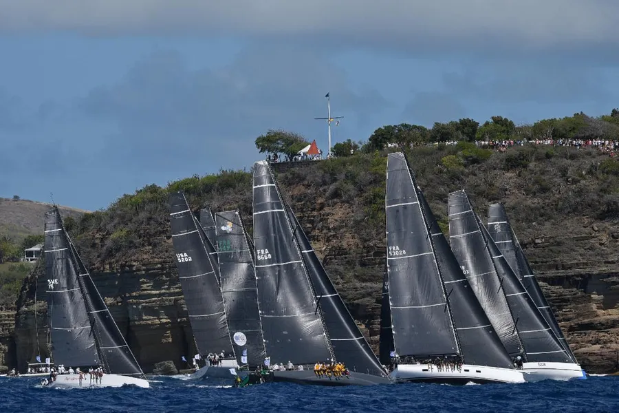 Runners & Riders in the RORC Caribbean 600