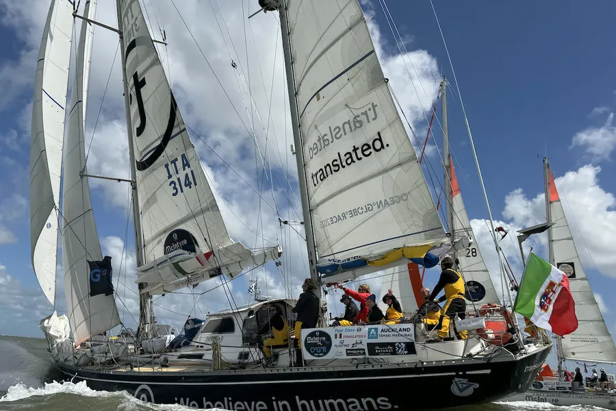 Translated 9 out of Ocean Globe Race with Hull Damage